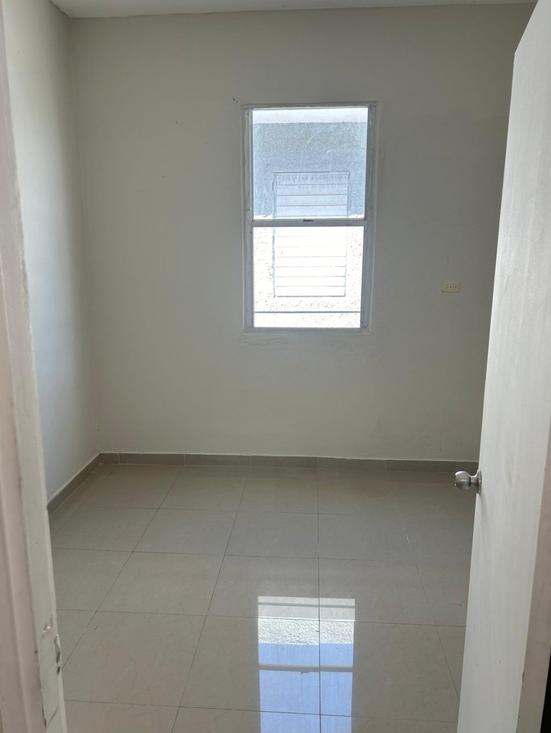 Property Gallery image 2