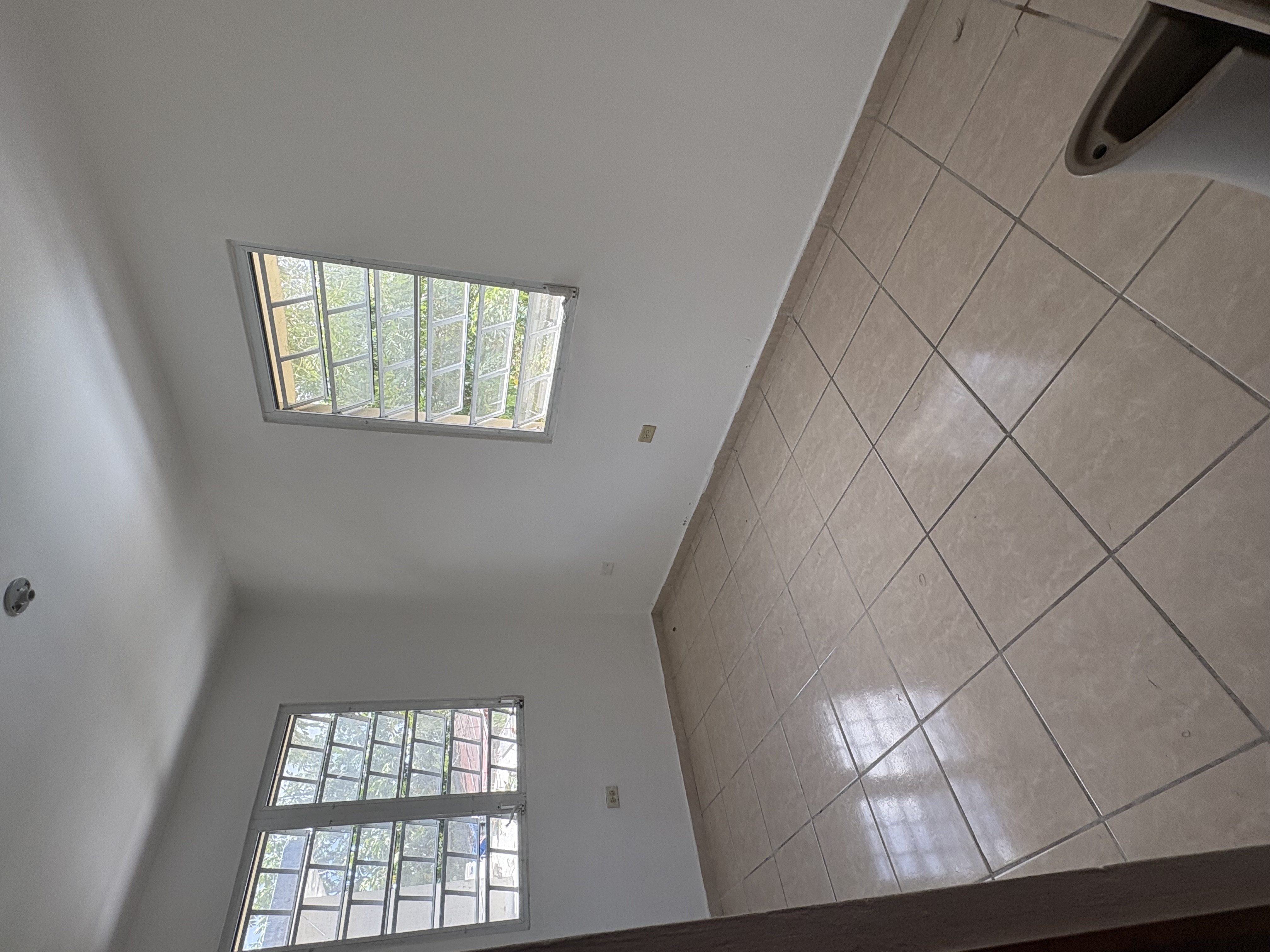 Property Gallery image 1