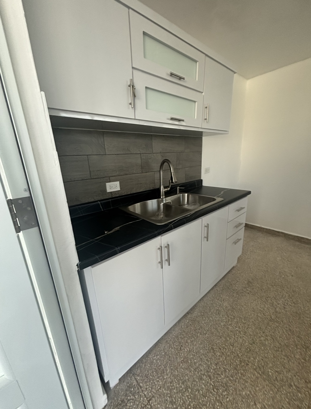 Property Gallery image 1