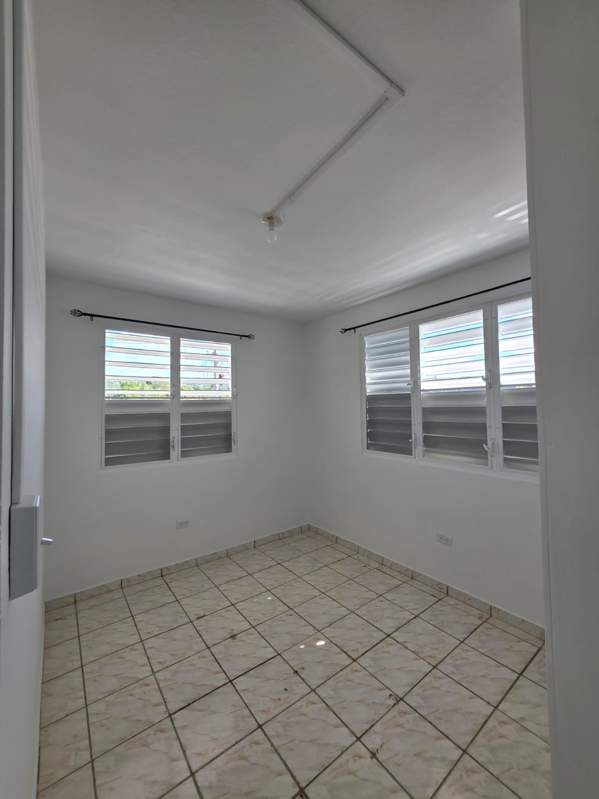 Property Gallery image 2
