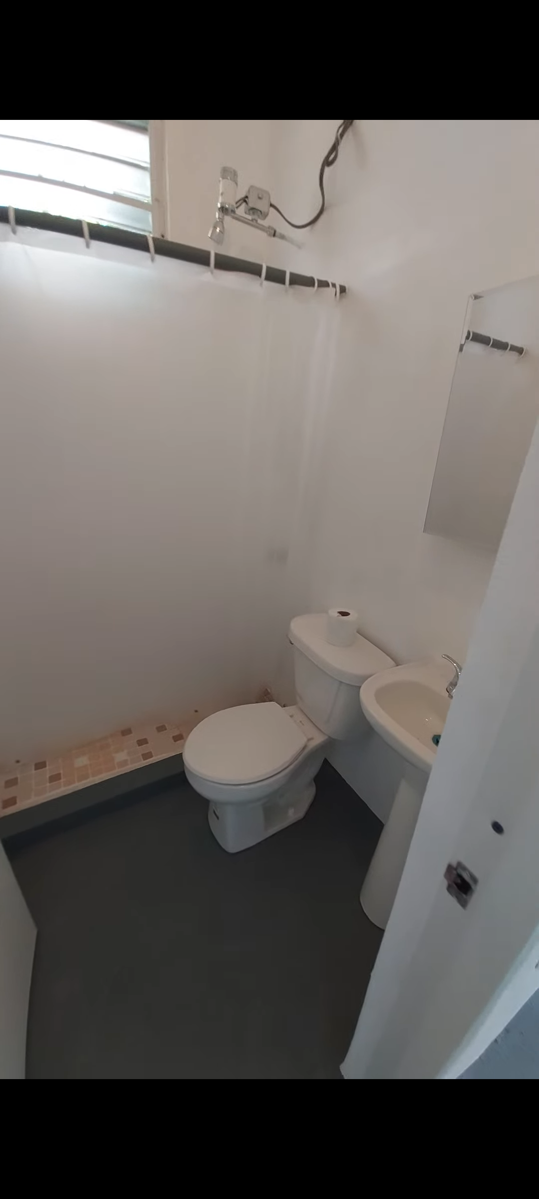Property Gallery image 0
