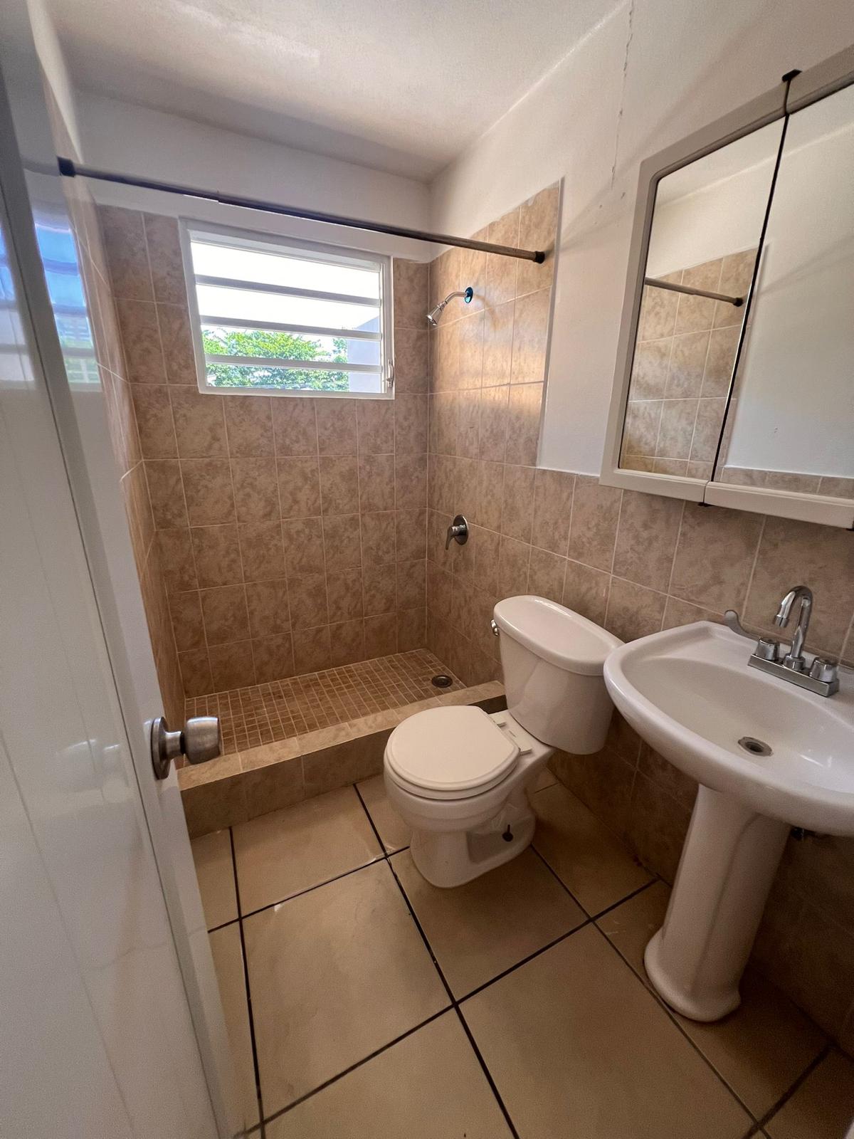 Property Gallery image 2