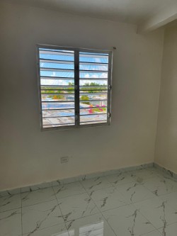 Property Gallery image 2