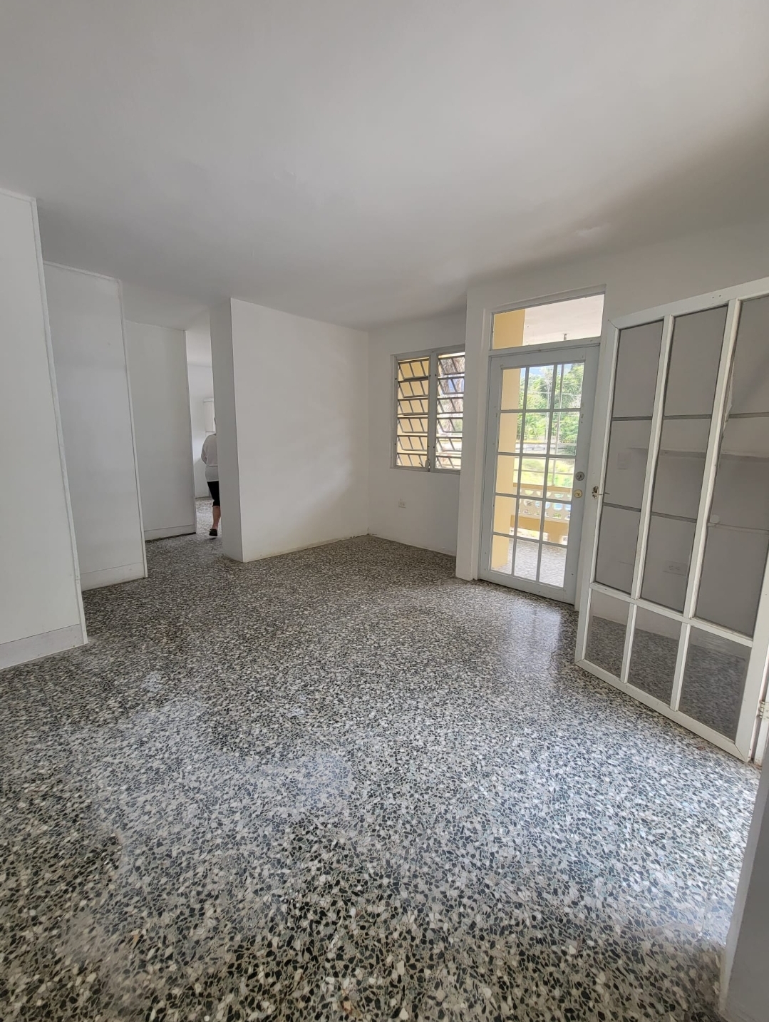 Property Gallery image 2