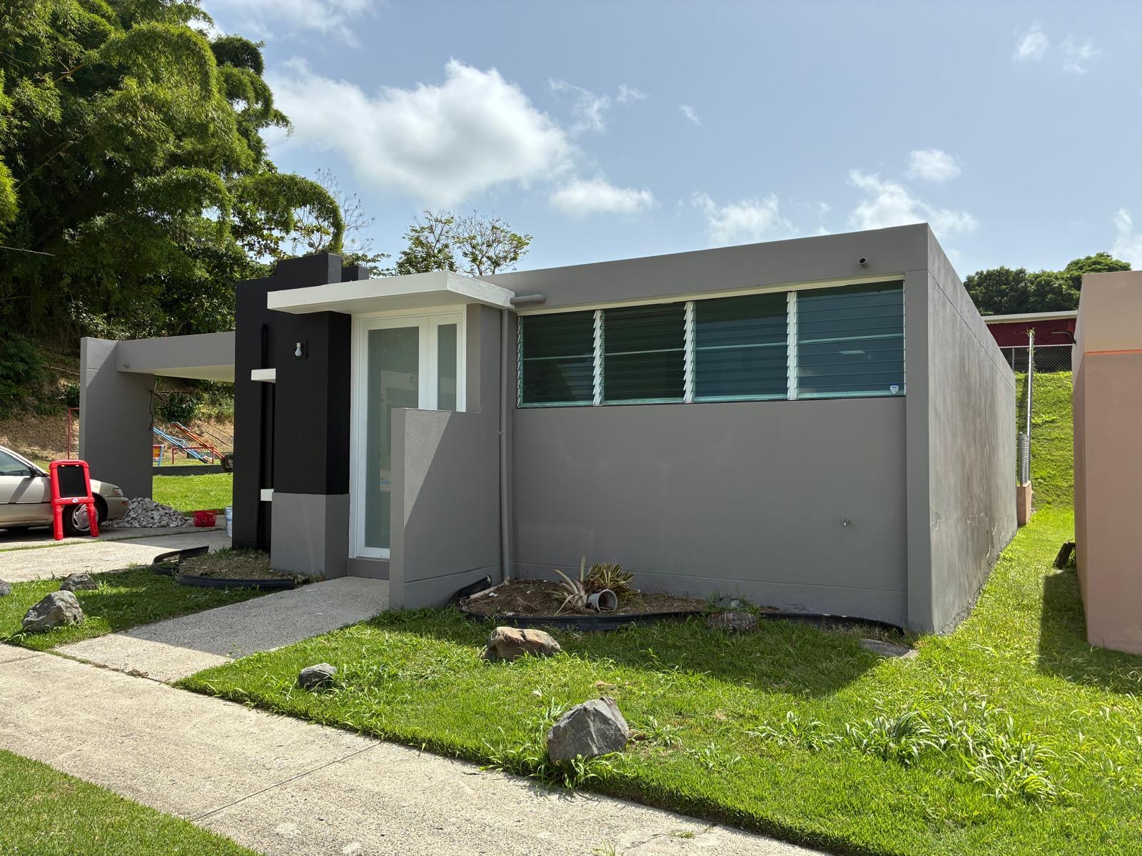 Property Gallery image 0