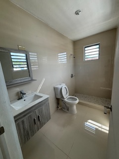 Property Gallery image 0