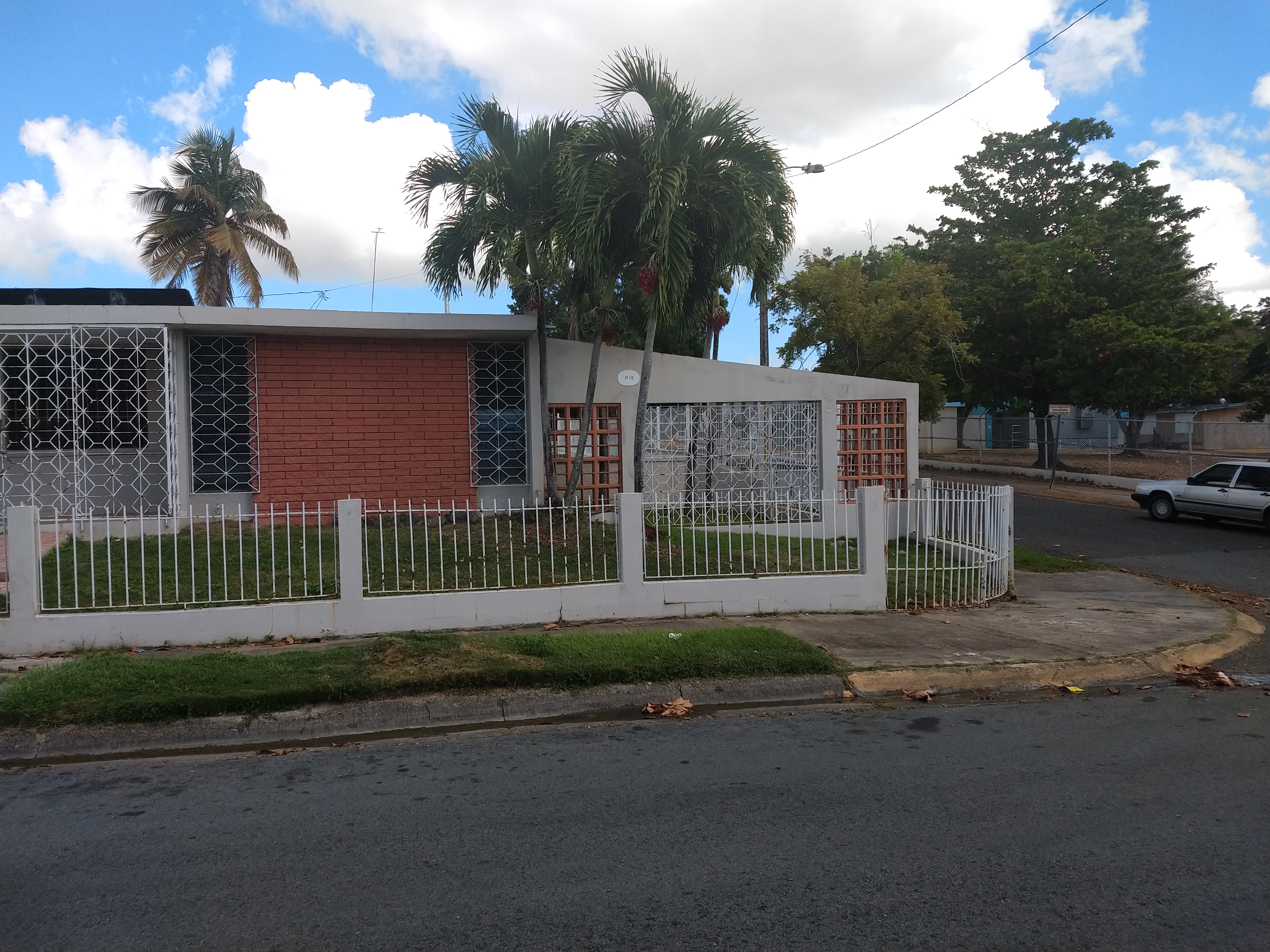 Property Gallery image 0