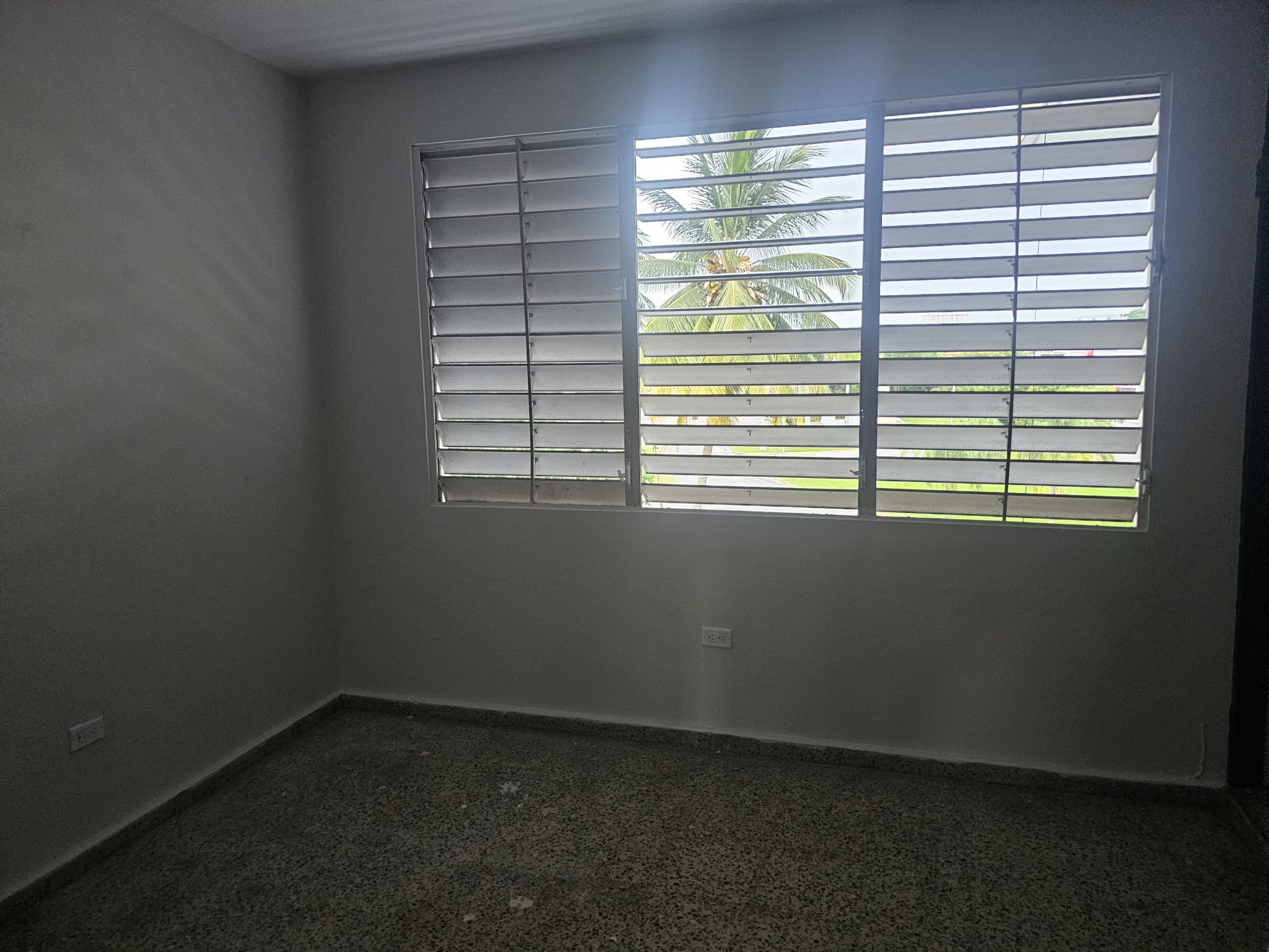 Property Gallery image 1