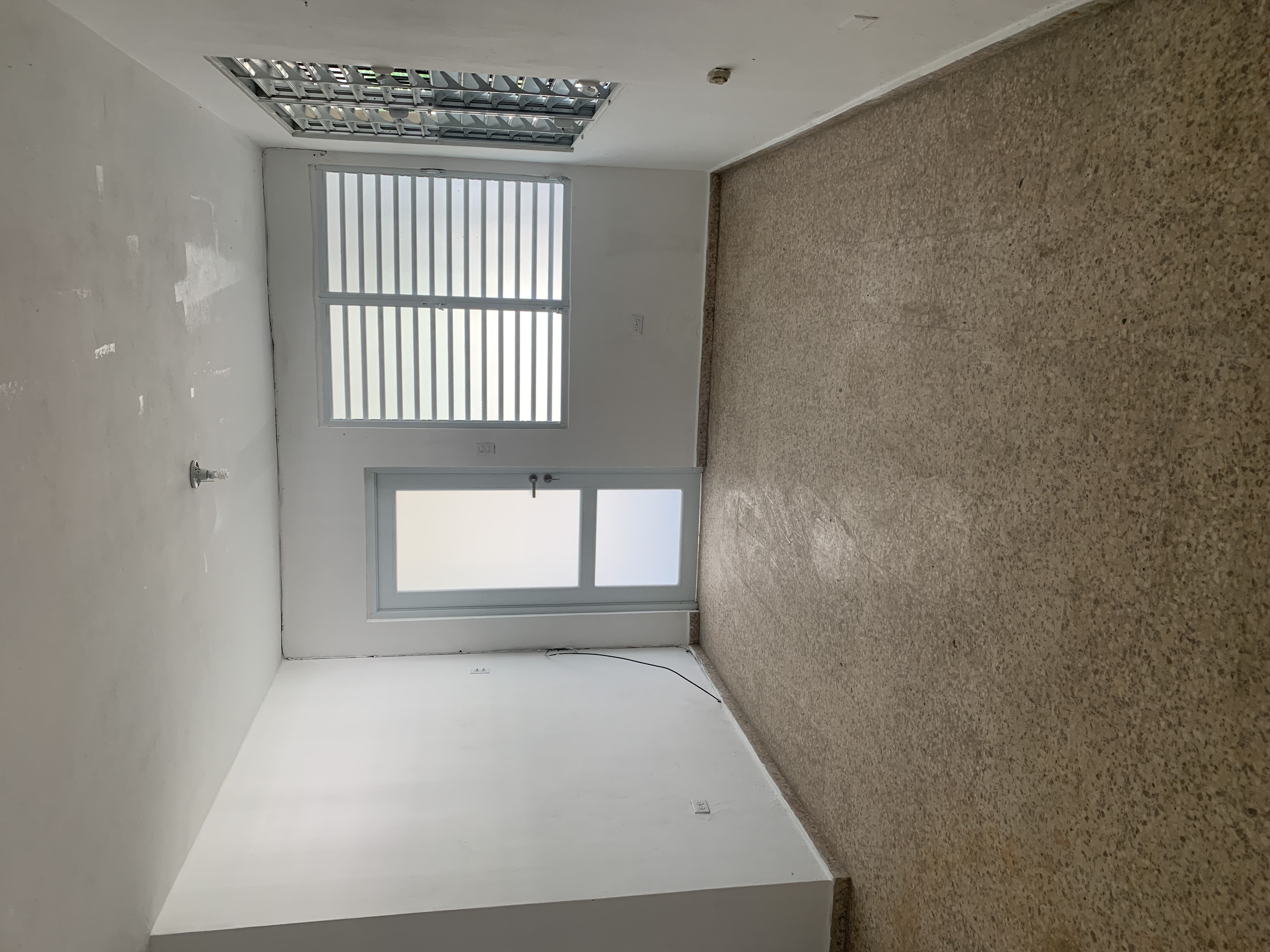 Property Gallery image 1