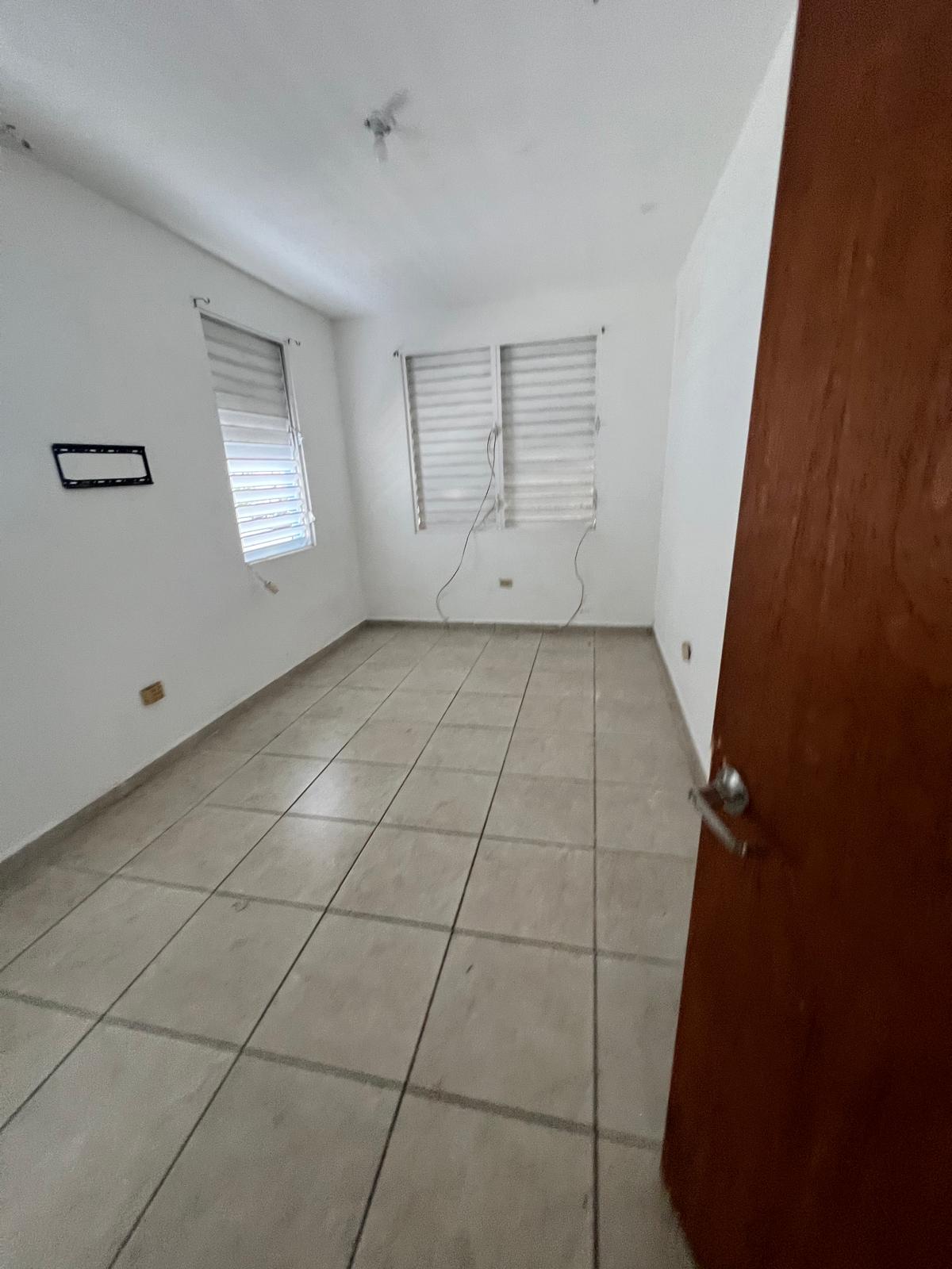 Property Gallery image 0