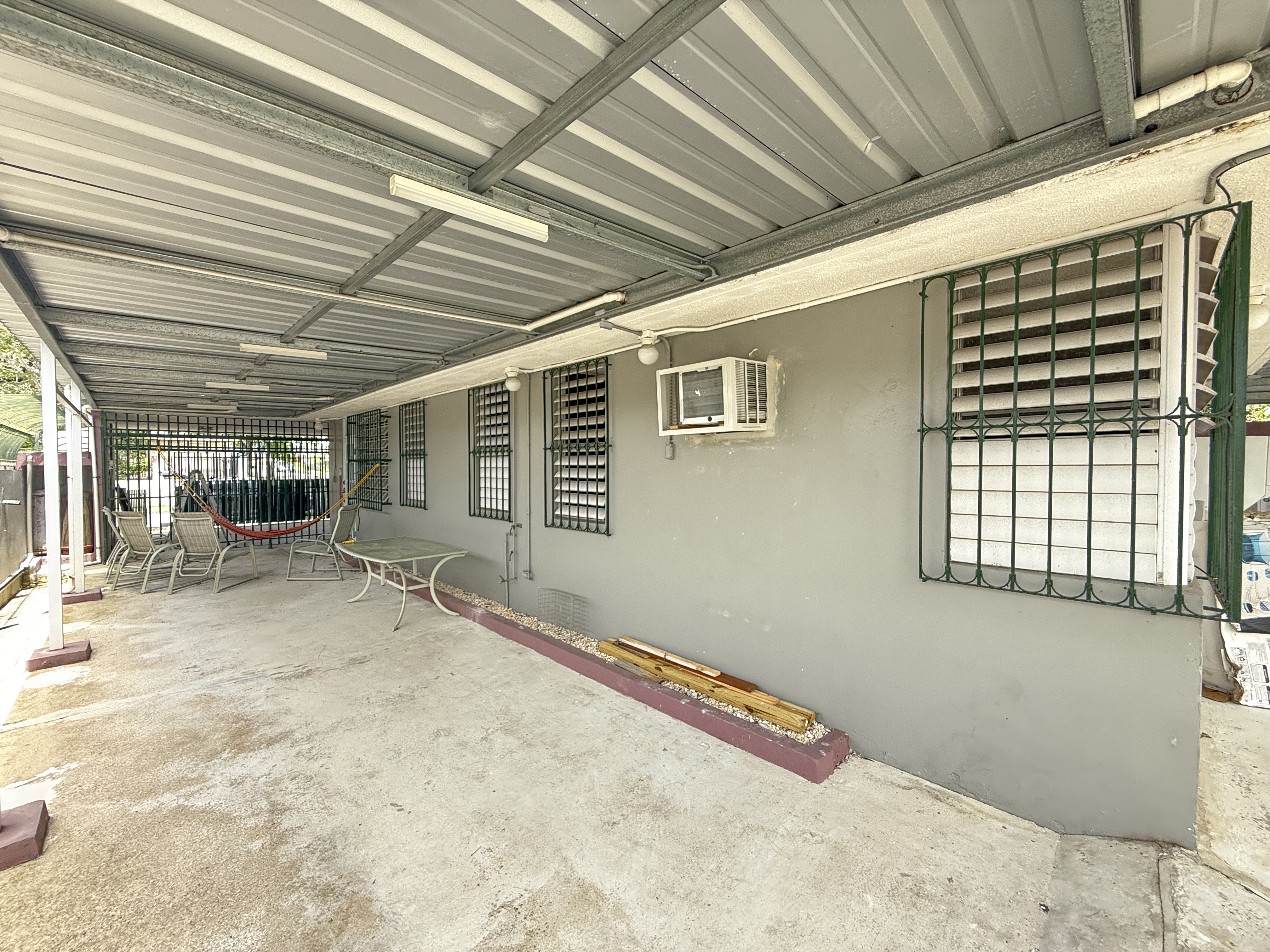 Property Gallery image 0