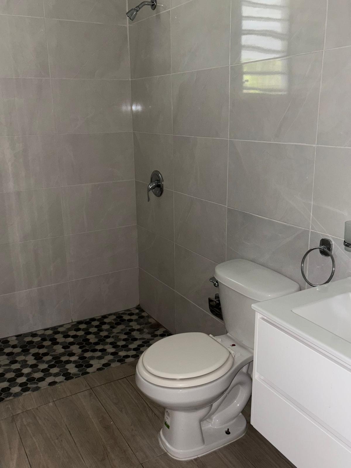 Property Gallery image 2
