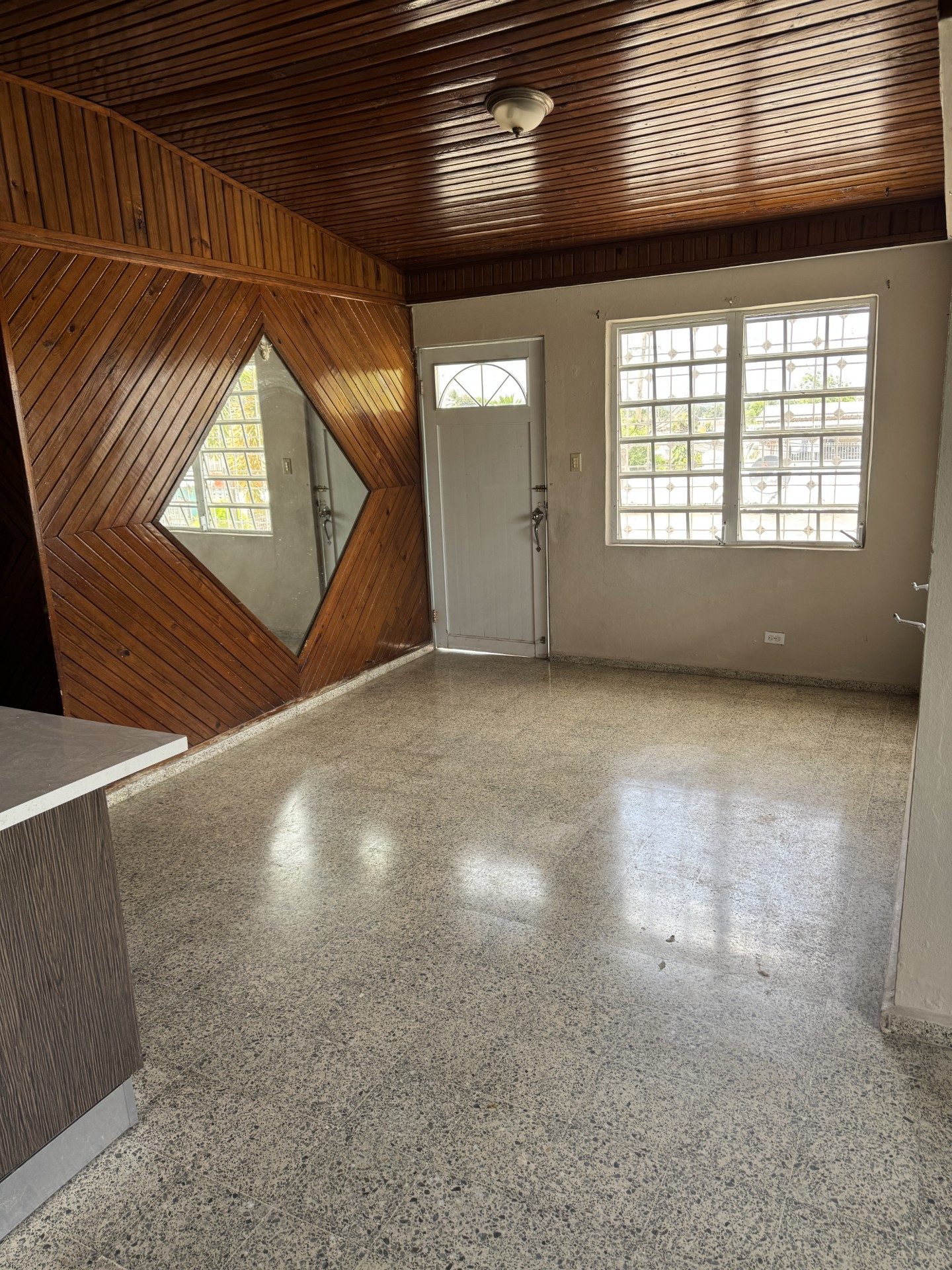 Property Gallery image 2