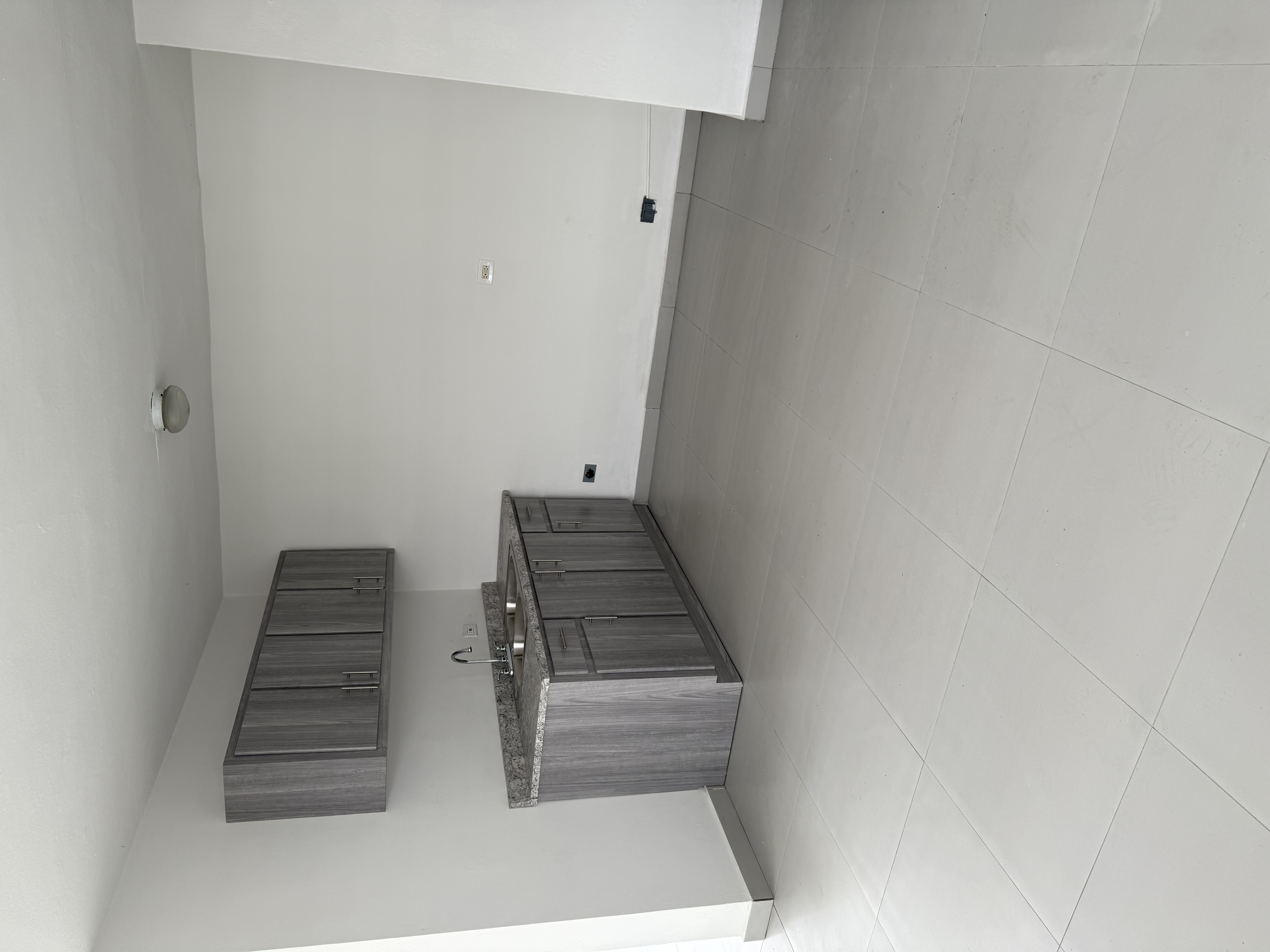 Property Gallery image 2