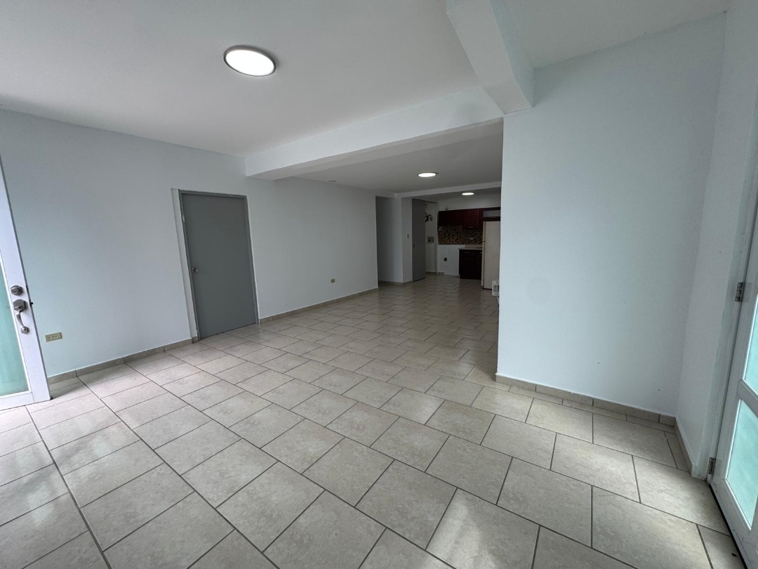 Property Gallery image 2