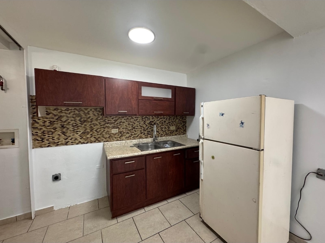 Property Gallery image 0