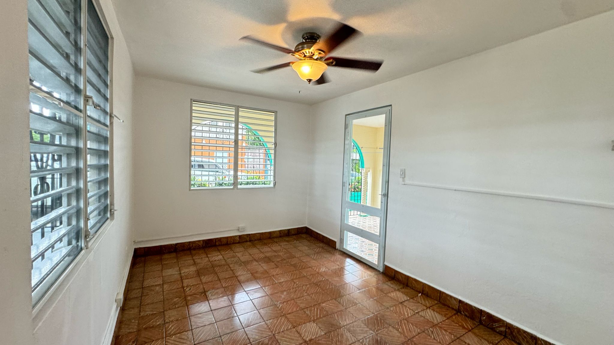 Property Gallery image 1