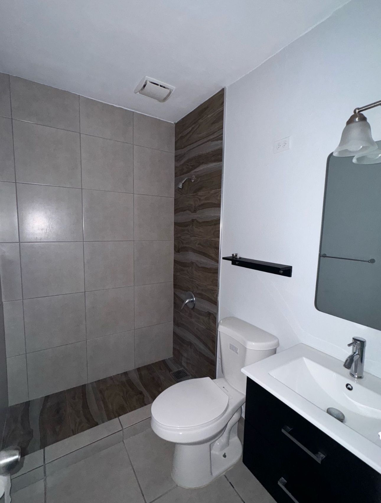 Property Gallery image 3