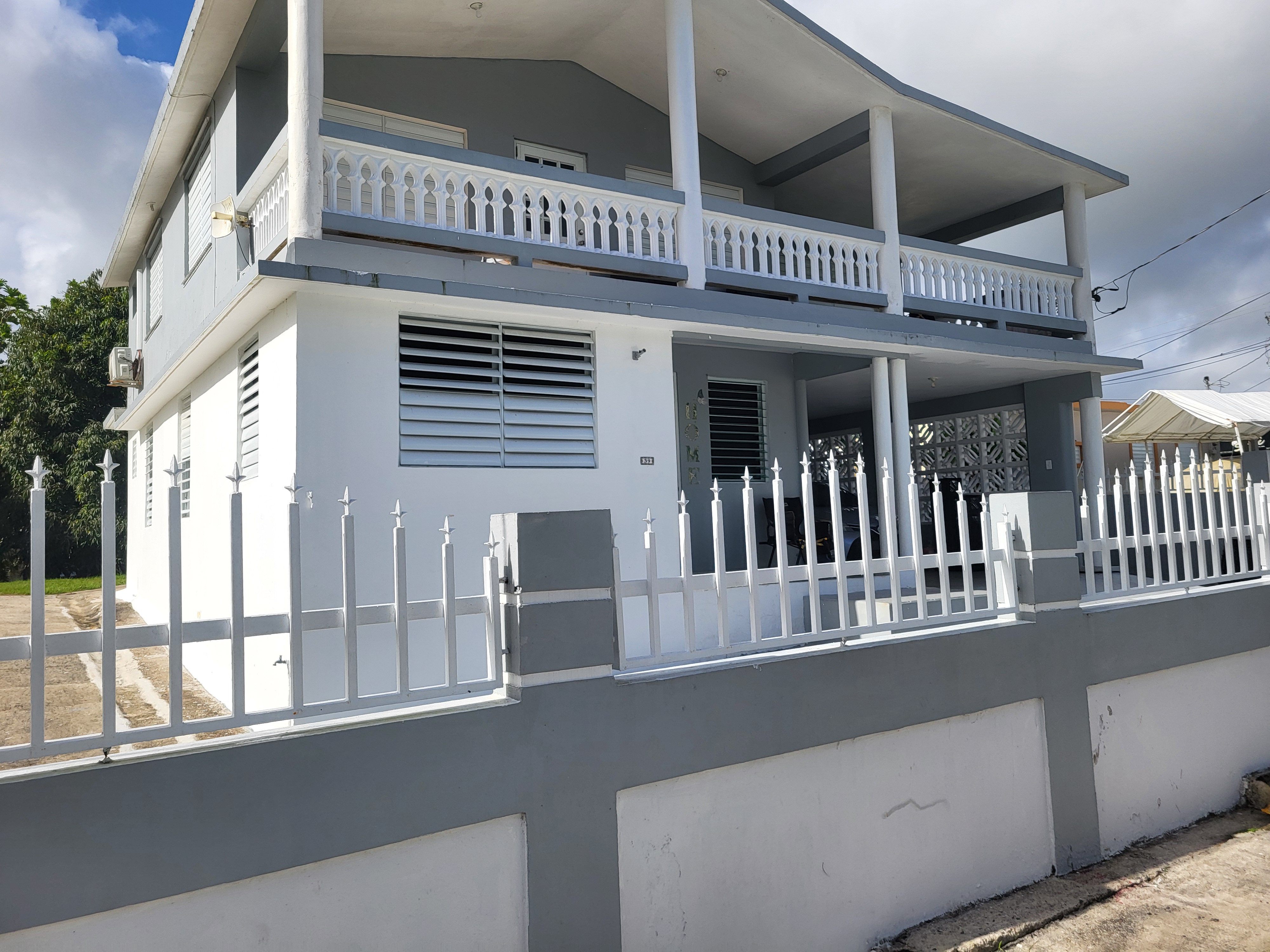 Property Gallery image 0
