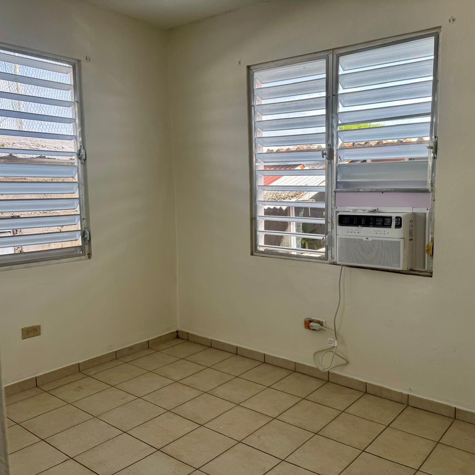 Property Gallery image 0