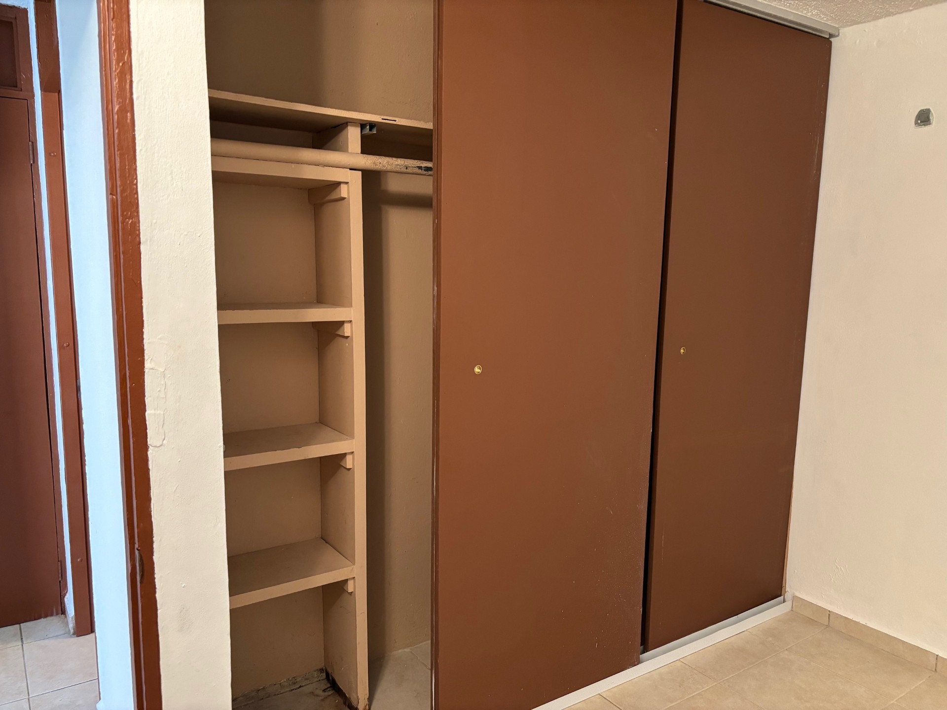 Property Gallery image 0