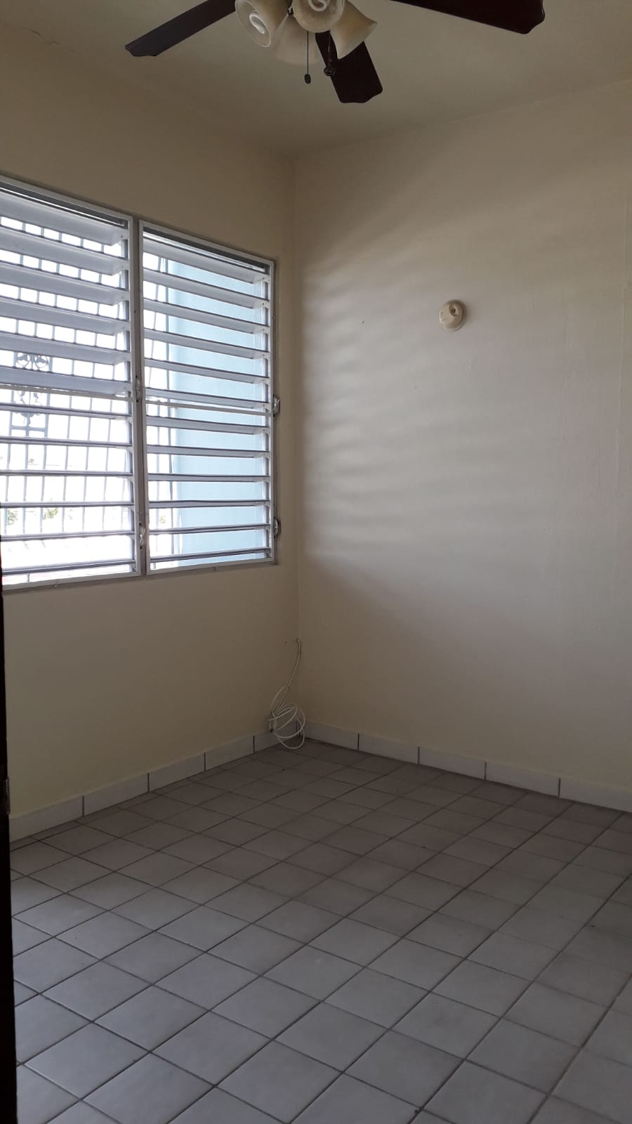 Property Gallery image 0