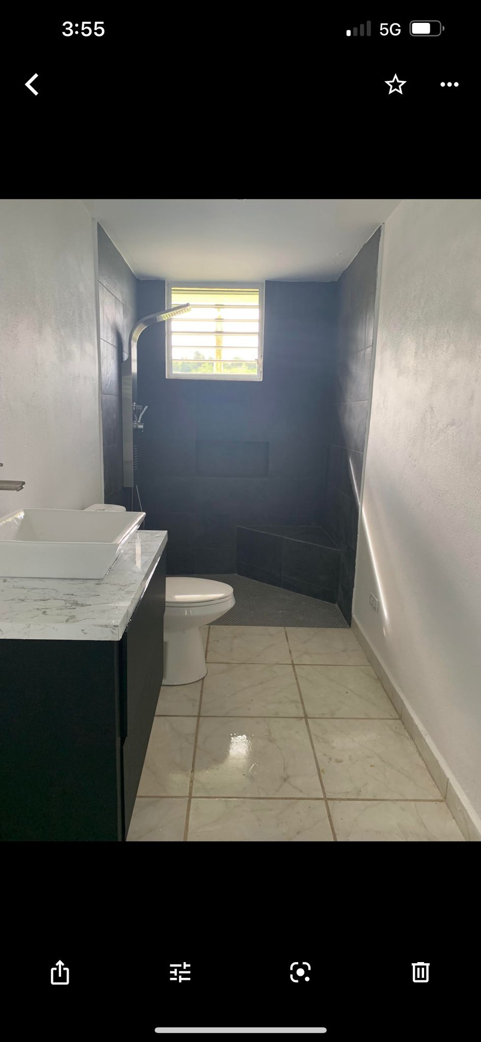 Property Gallery image 0