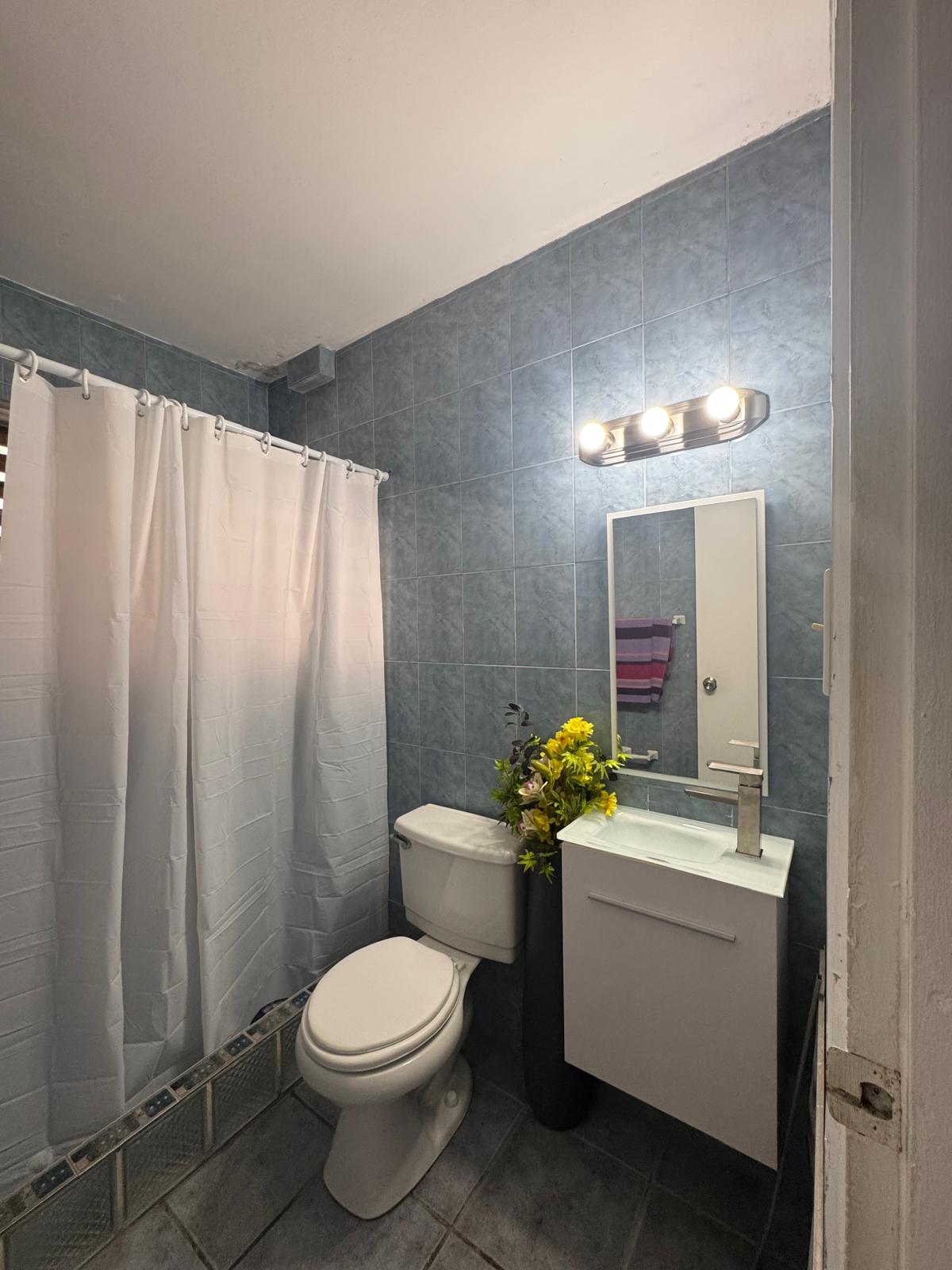 Property Gallery image 0
