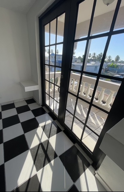 Property Gallery image 0