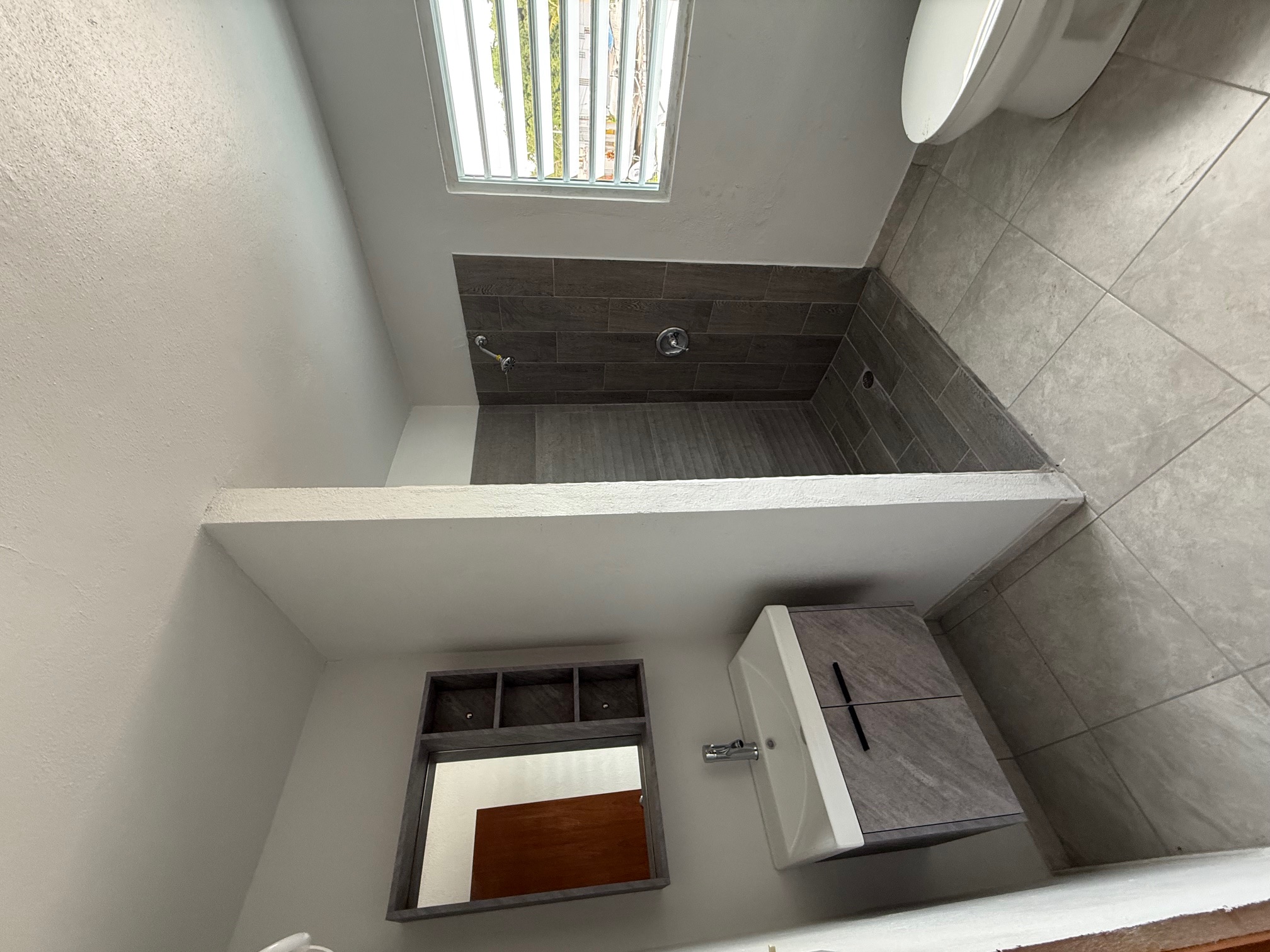 Property Gallery image 0