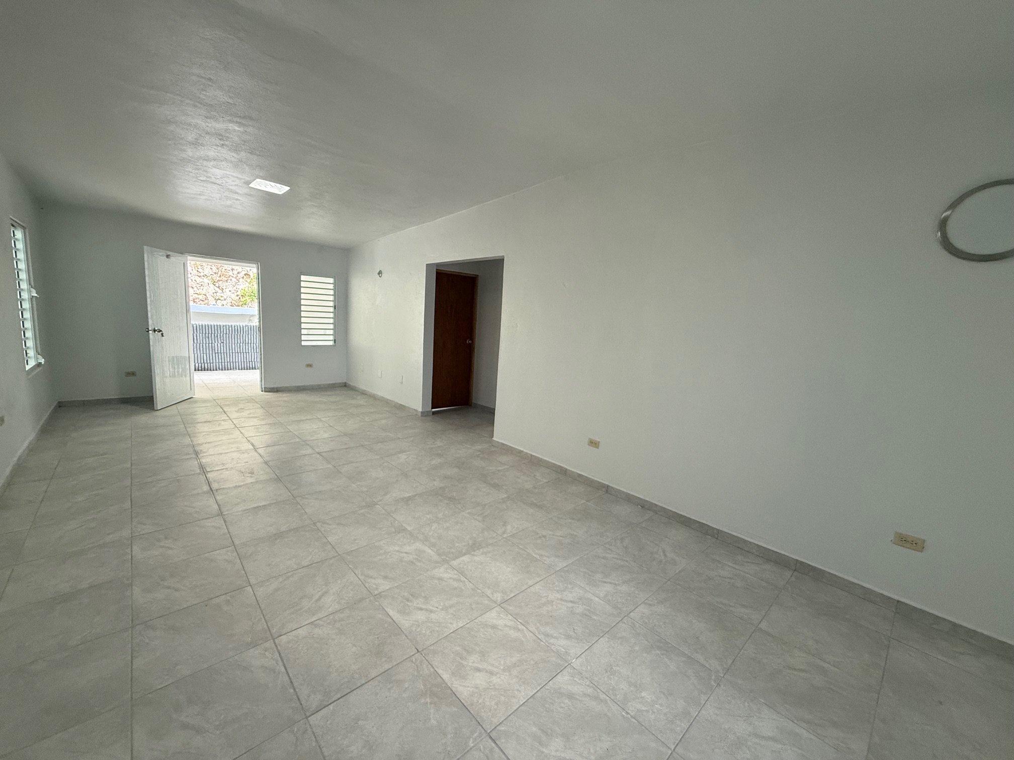 Property Gallery image 1